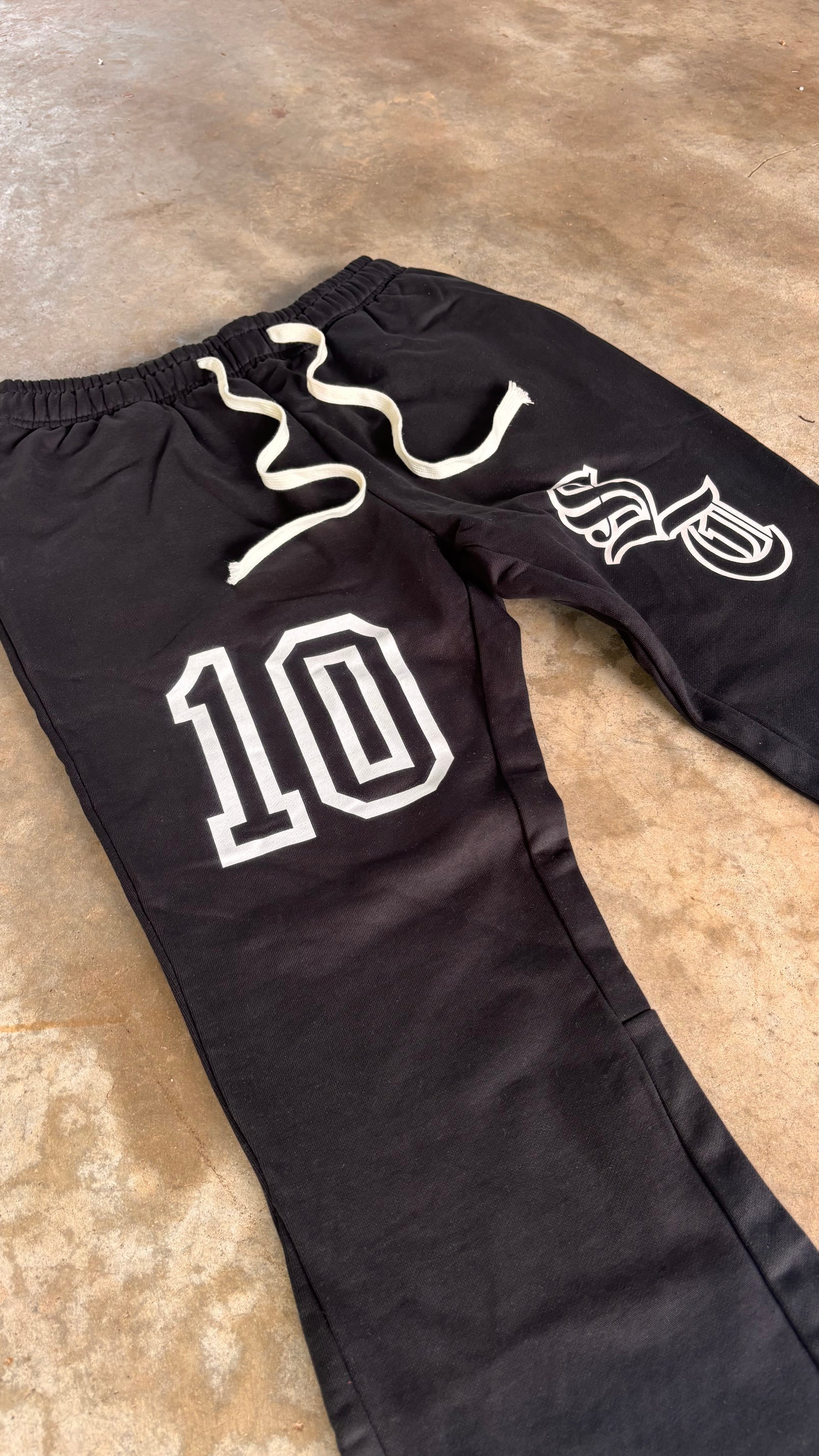 FLARED SWEATPANTS